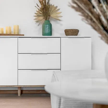 Lehastays - Buckau 16a I Kueche I Smart Tv Mit Netflix I Toller Innenhof