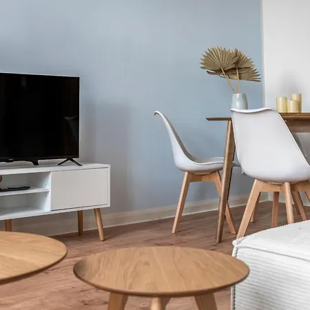 Lehastays - Buckau 16a I Kueche I Smart Tv Mit Netflix I Toller Innenhof Apartman