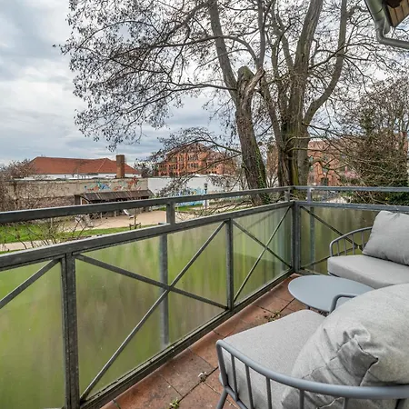 Lehastays - Buckau 16a I Kueche I Smart Tv Mit Netflix I Toller Innenhof Apartman