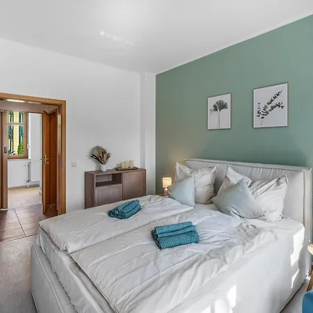 Lehastays - Buckau 16a I Kueche I Smart Tv Mit Netflix I Toller Innenhof *