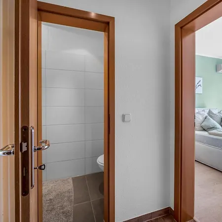 Lehastays - Buckau 16a I Kueche I Smart Tv Mit Netflix I Toller Innenhof Magdeburg