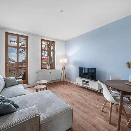 Lehastays - Buckau 16a I Kueche I Smart Tv Mit Netflix I Toller Innenhof * Magdeburg