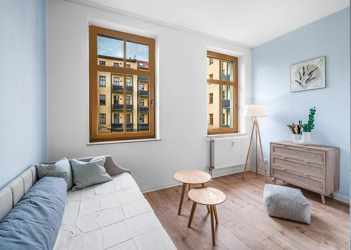 Lehastays - Buckau 16a I Kueche I Smart Tv Mit Netflix I Toller Innenhof *