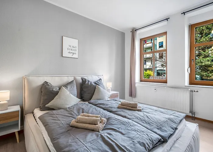 Lehastays - Buckau 16a I Kueche I Smart Tv Mit Netflix I Toller Innenhof *